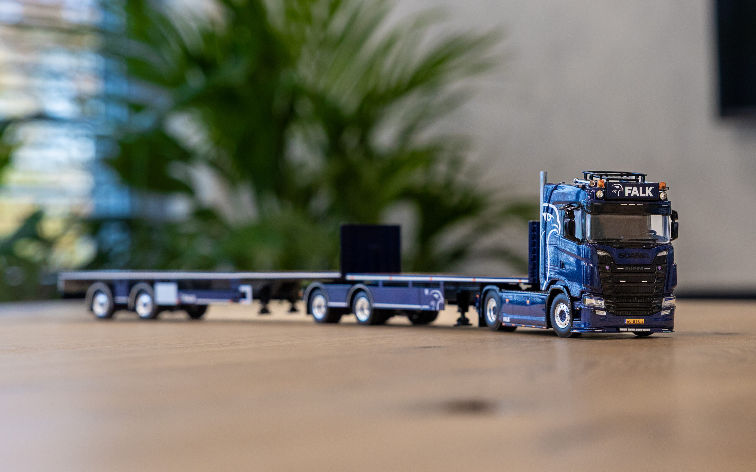 FALK Scania S580 LZV Limited Edition - Schaalmodel 1:50 - Afbeelding 2